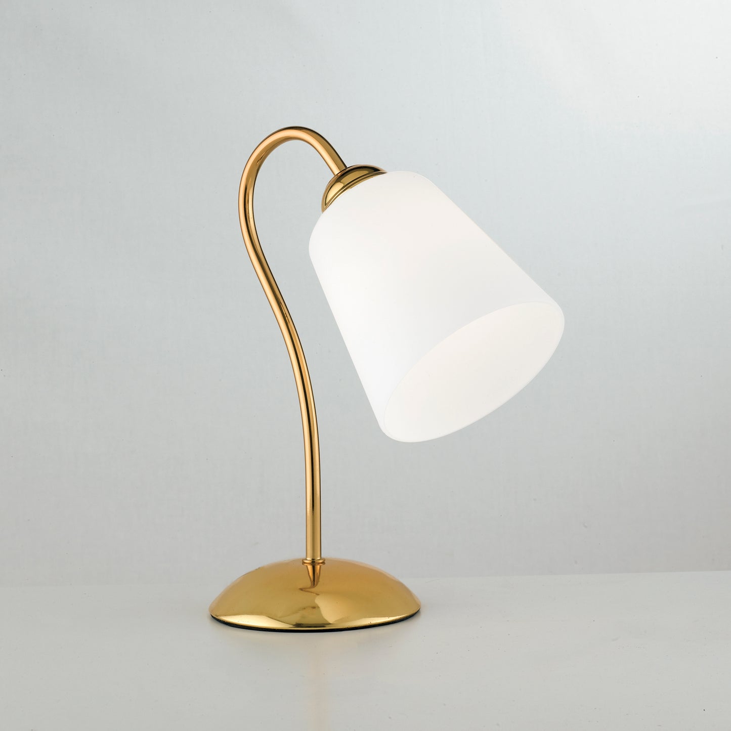 Lampada da tavolo 1162 in metallo oro con diffusore in vetro