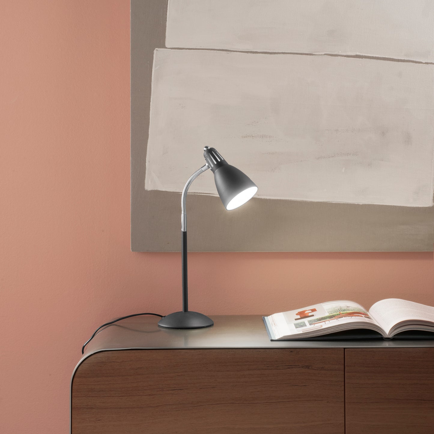 Lampada da tavolo LOGIKO in metallo grigio con diffusore orientabile