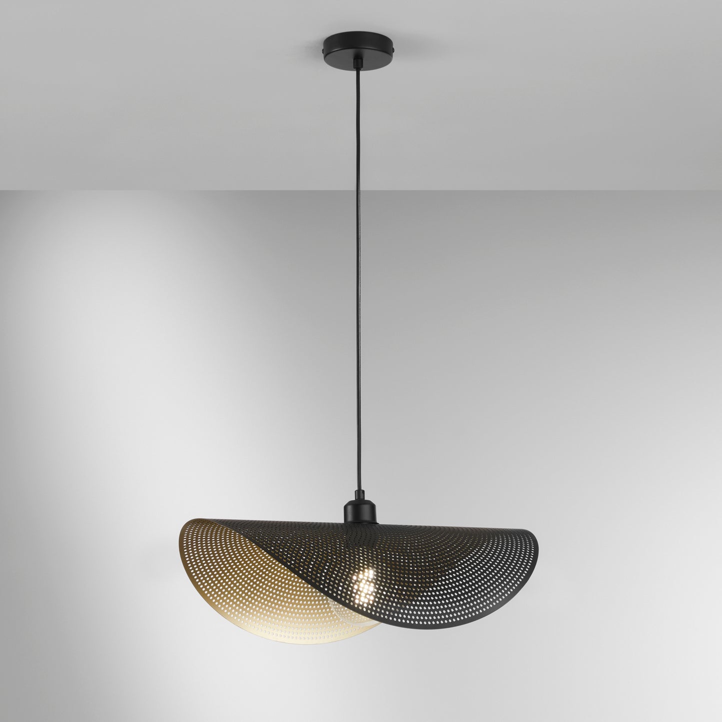 Sospensione RHEI-DOT in metallo forato nero a vela singola 50 cm.