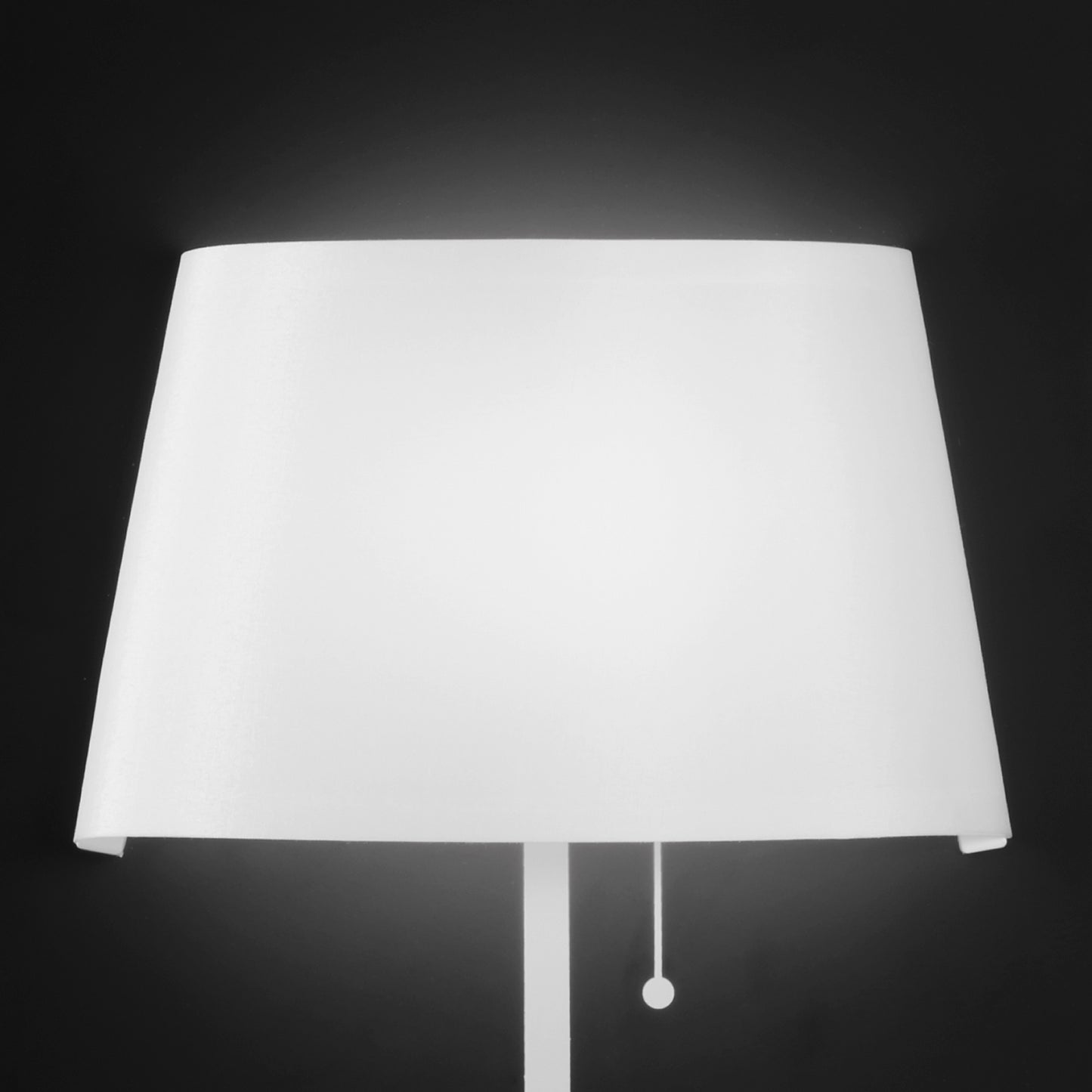 Applique LED WHAROL in metallo bianco e paralume nero 4000K (luce naturale)