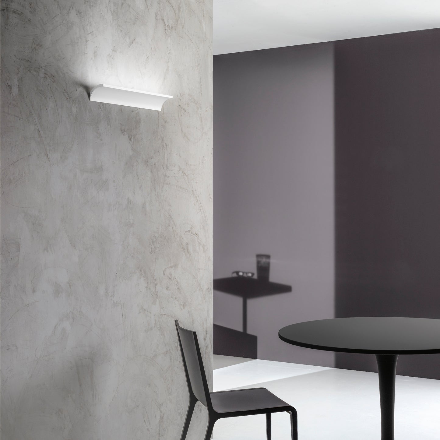 Applique LED MUSTANG in alluminio bianco 4000K (luce naturale) h 8x60 cm.