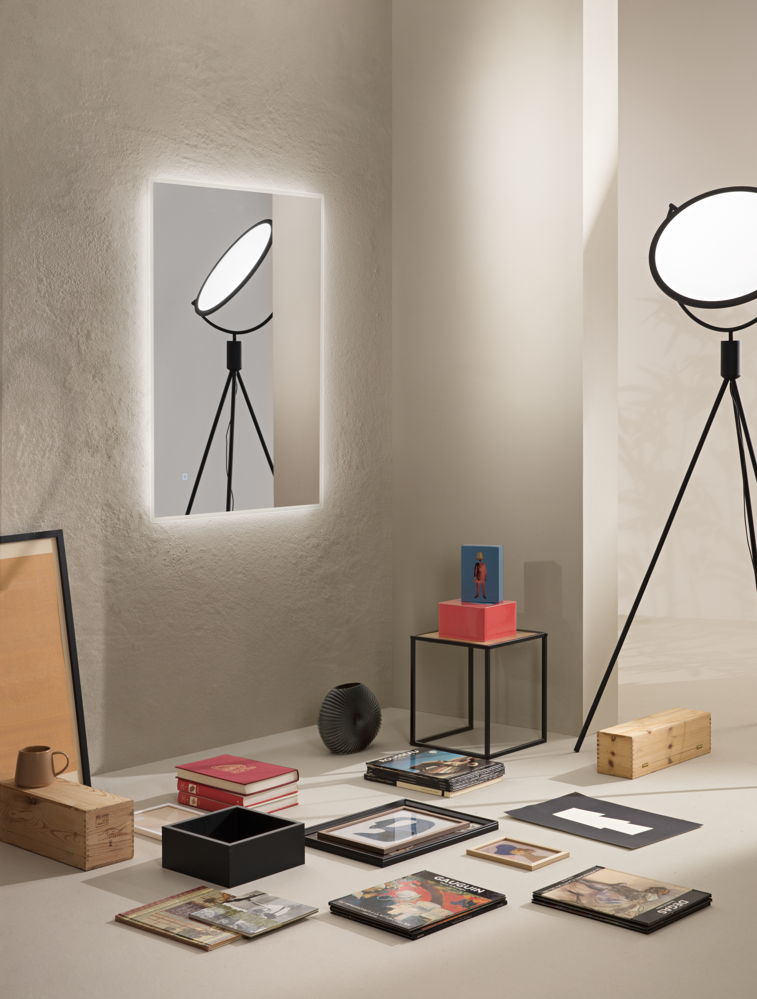 Specchio FRAME con illuminazione a LED, rettangolare con angoli smussati, CCT 3 temperature, touch dimming, pellicola antideflagrante, 100 x 70 cm