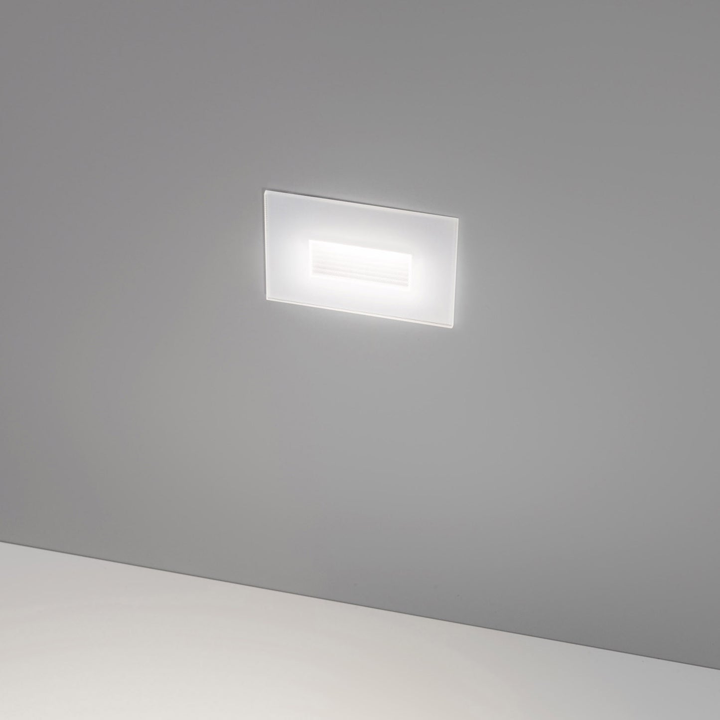 Ges2050 — Segnapasso a LED