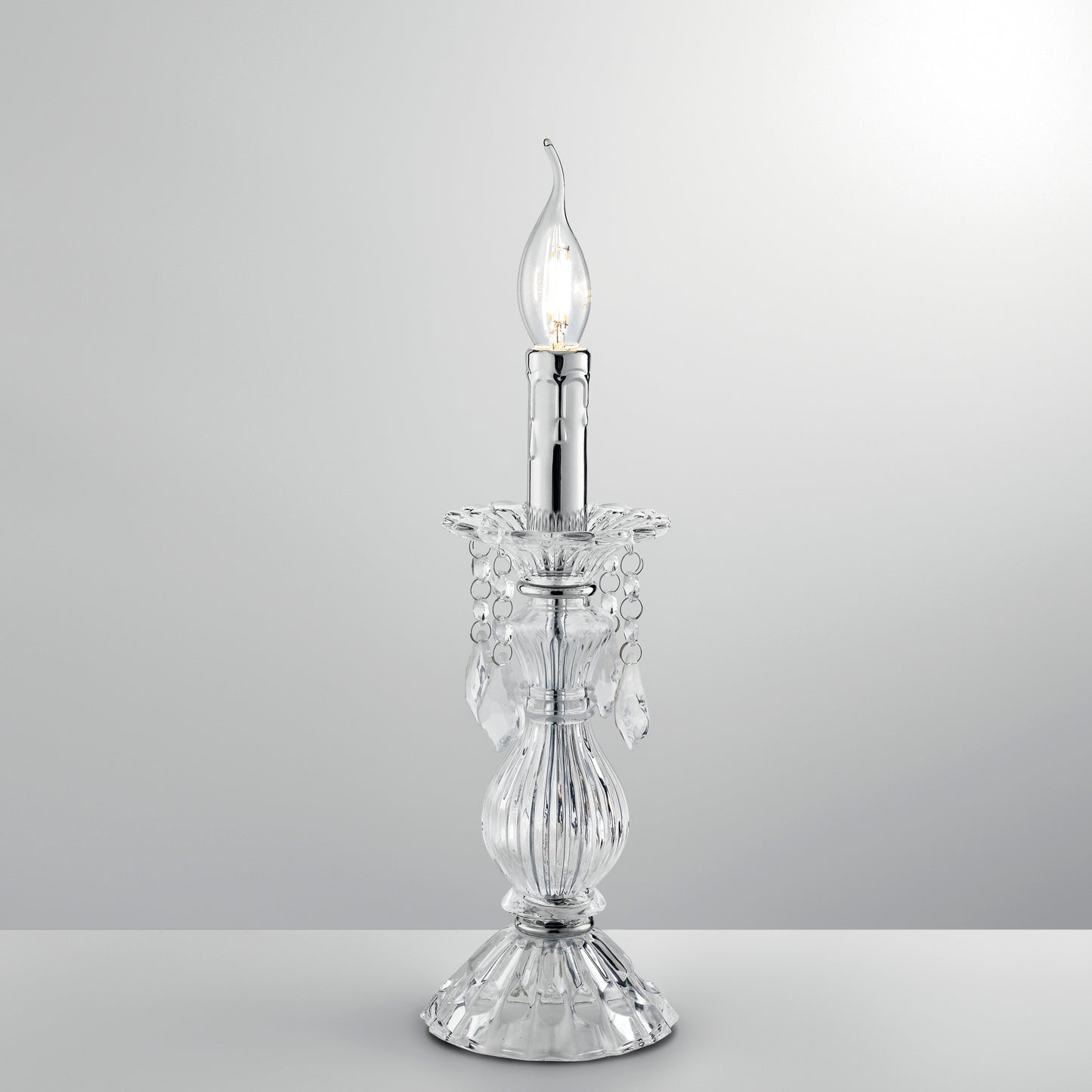 Lampada da tavolo CRISTALLO in vetro cromato con pendenti in cristallo