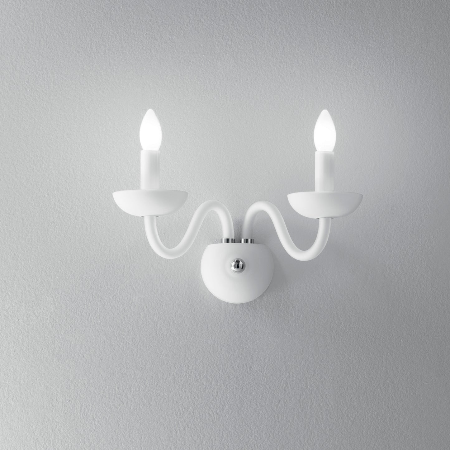 Applique ALFIERE in vetro soffiato bianco a due luci
