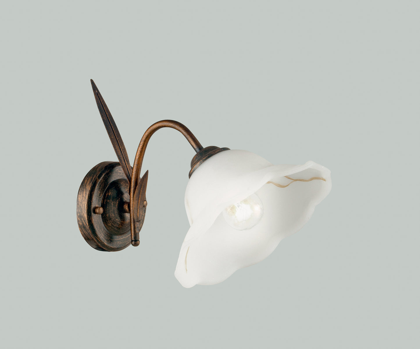 Applique BYRON in metallo effetto ruggine con diffusore in vetro