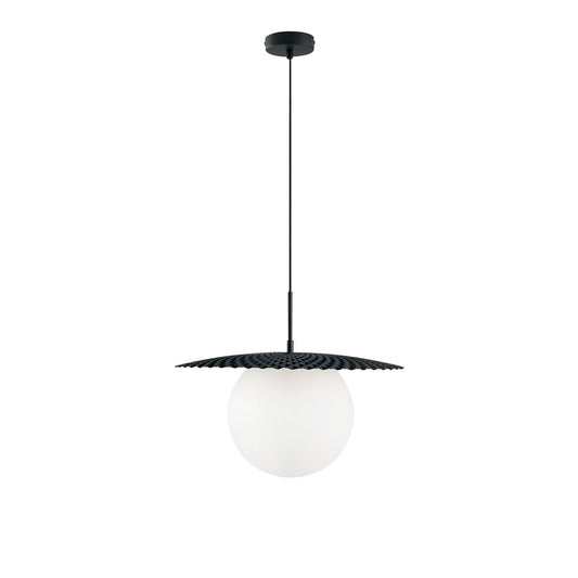 Sospensione CHAPLIN in metallo nero con diffusore in vetro bianco sigolo 45 cm Ø.