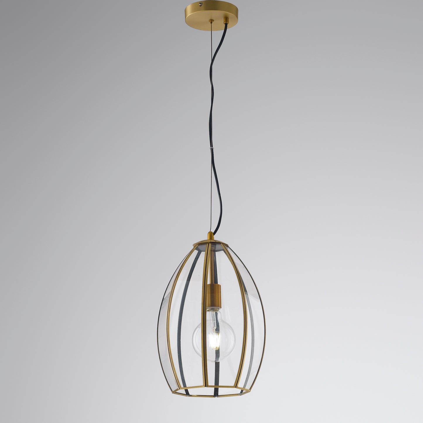 Sospensione CHESTER in vetro con rifiniture in metallo ottone 41.5x30 cm.Ø