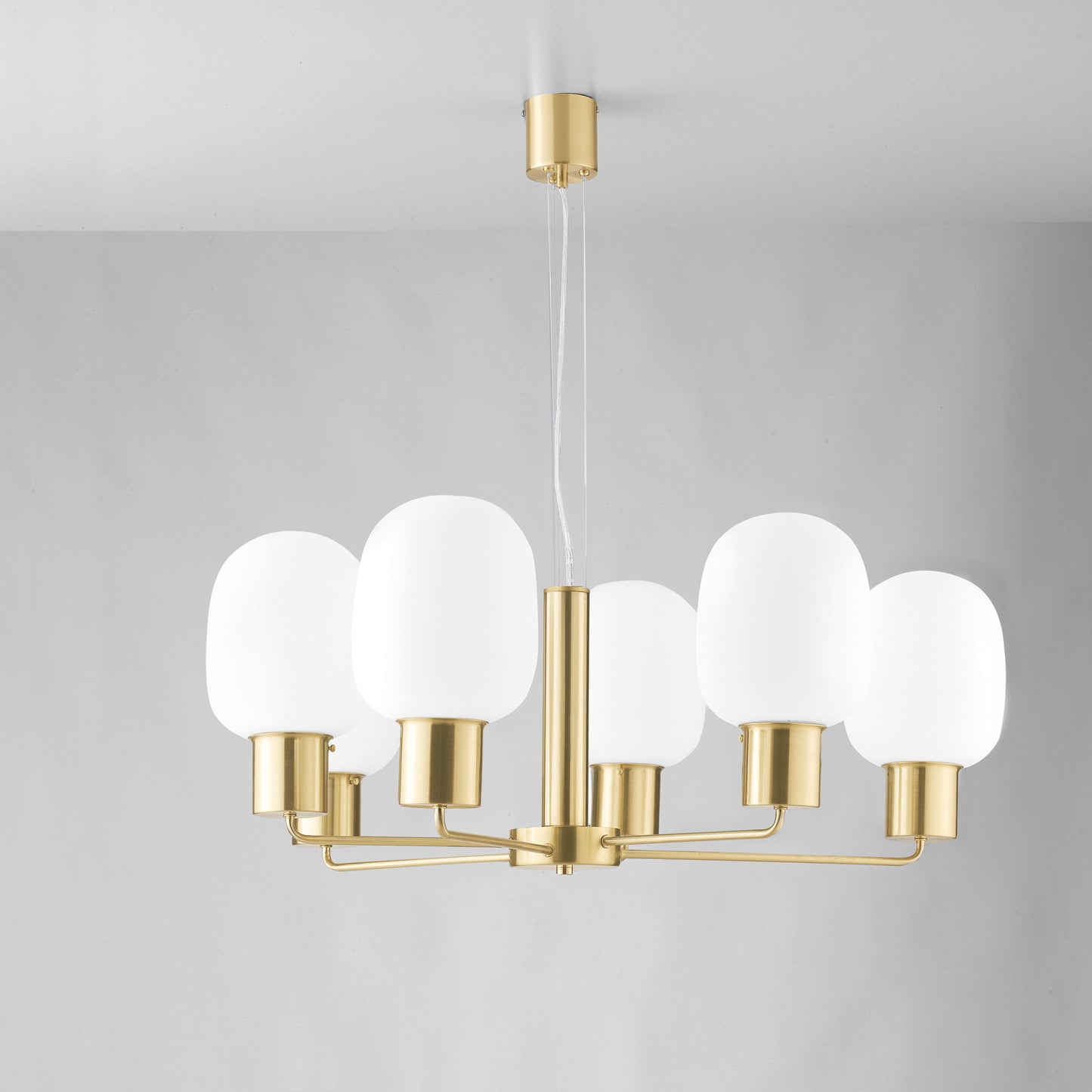 Lampadario a sospensione FELLINI in metallo oro con sei diffusori in vetro