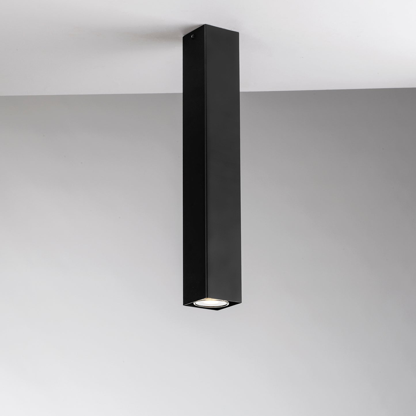 Plafoniera FLUKE quadrata in metallo nero 40cm.