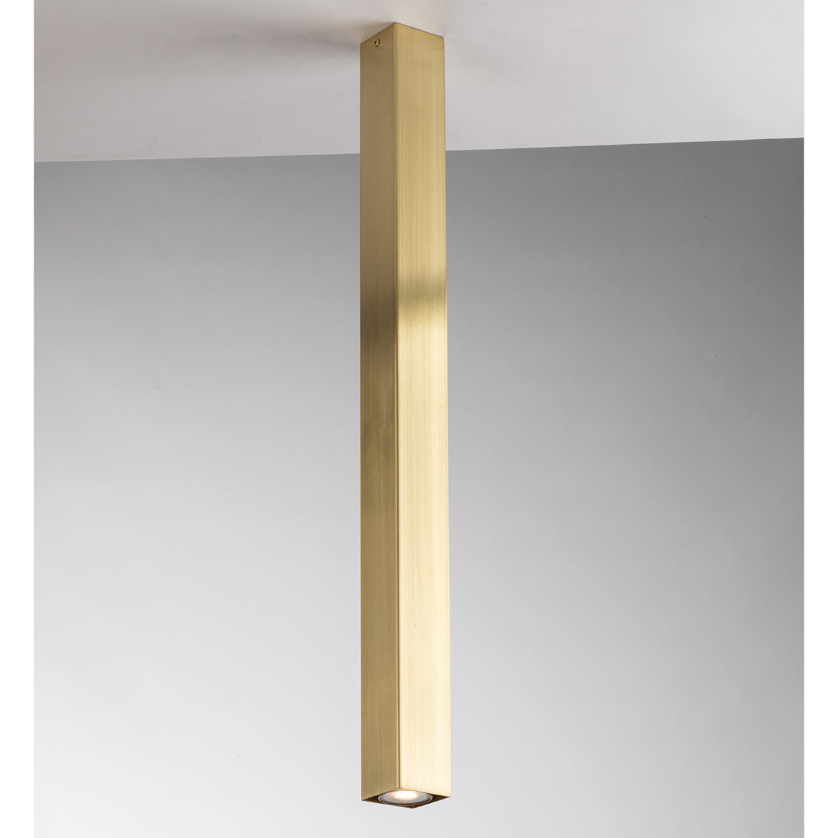 Plafoniera FLUKE quadrata in metallo oro 75cm.