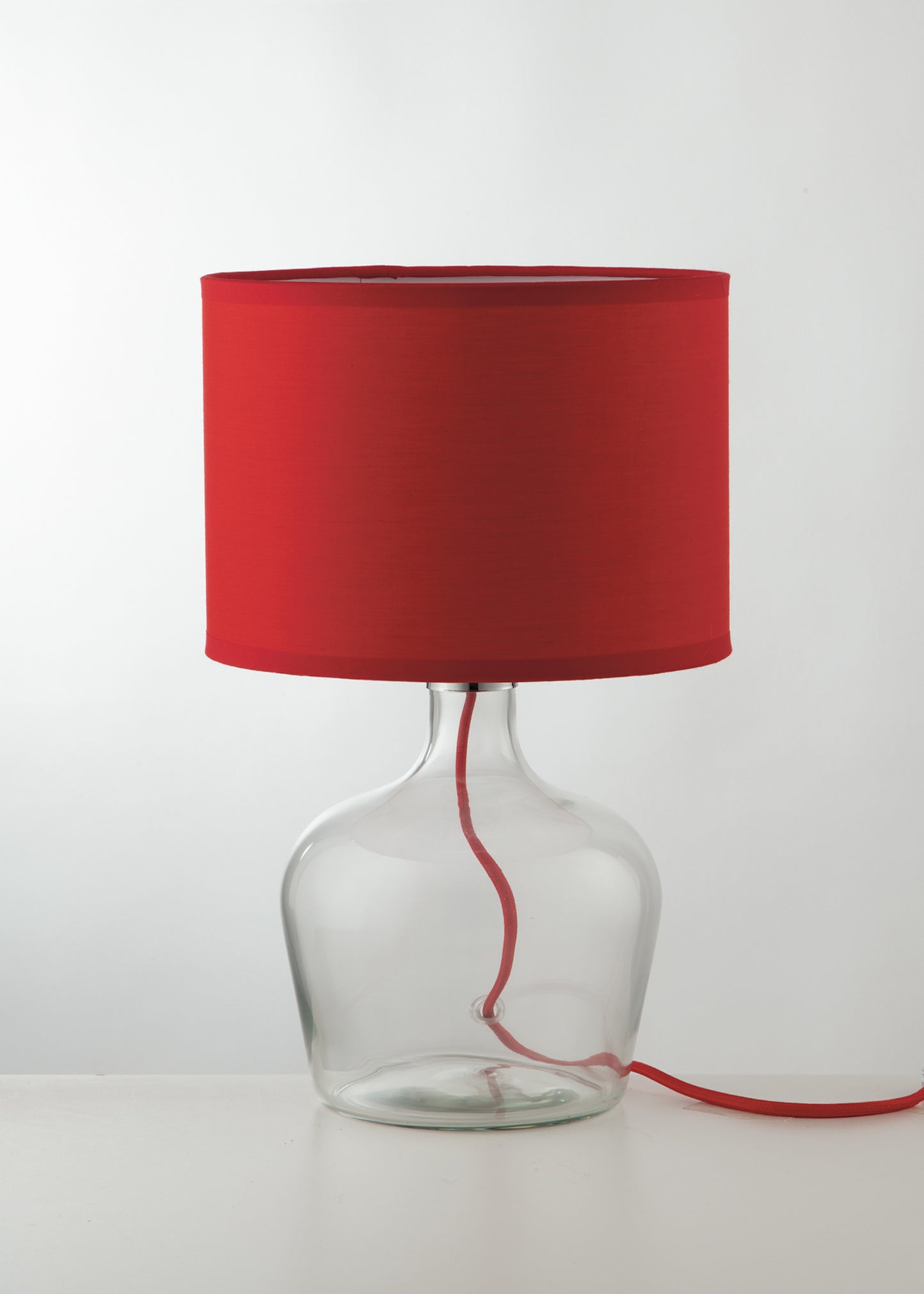 Lampada da tavolo HENDRIX in vetro con paralume in tessuto rosso