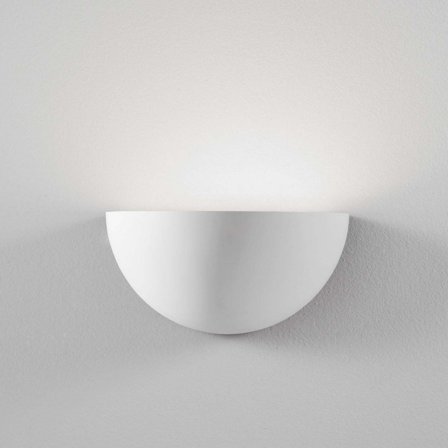 Applique MORITZ in gesso bianco verniciabile 25 cm.