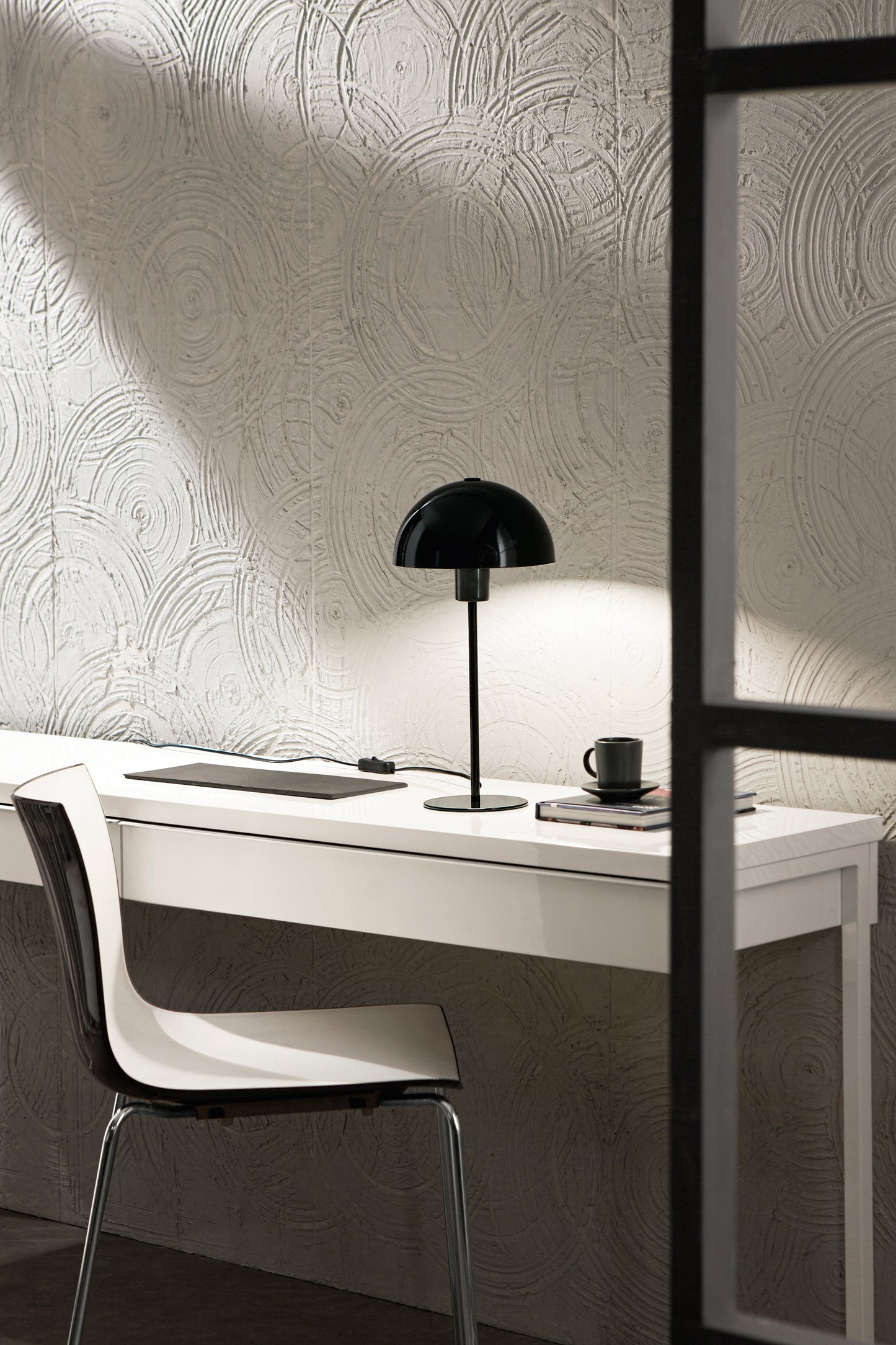 Lume da tavolo Popart nero in metallo
