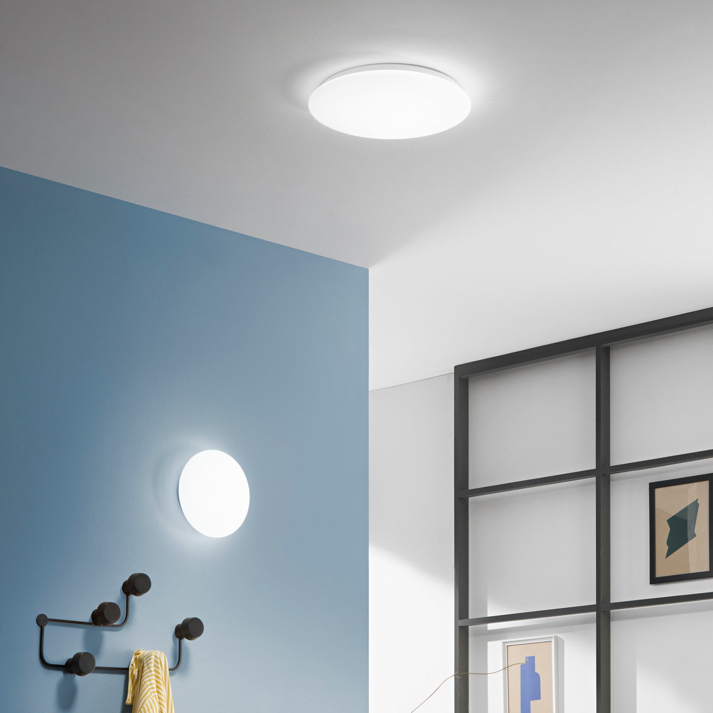 Plafoniera LED SUN in acrilico bianco, luce naturale, Ø 25 cm.