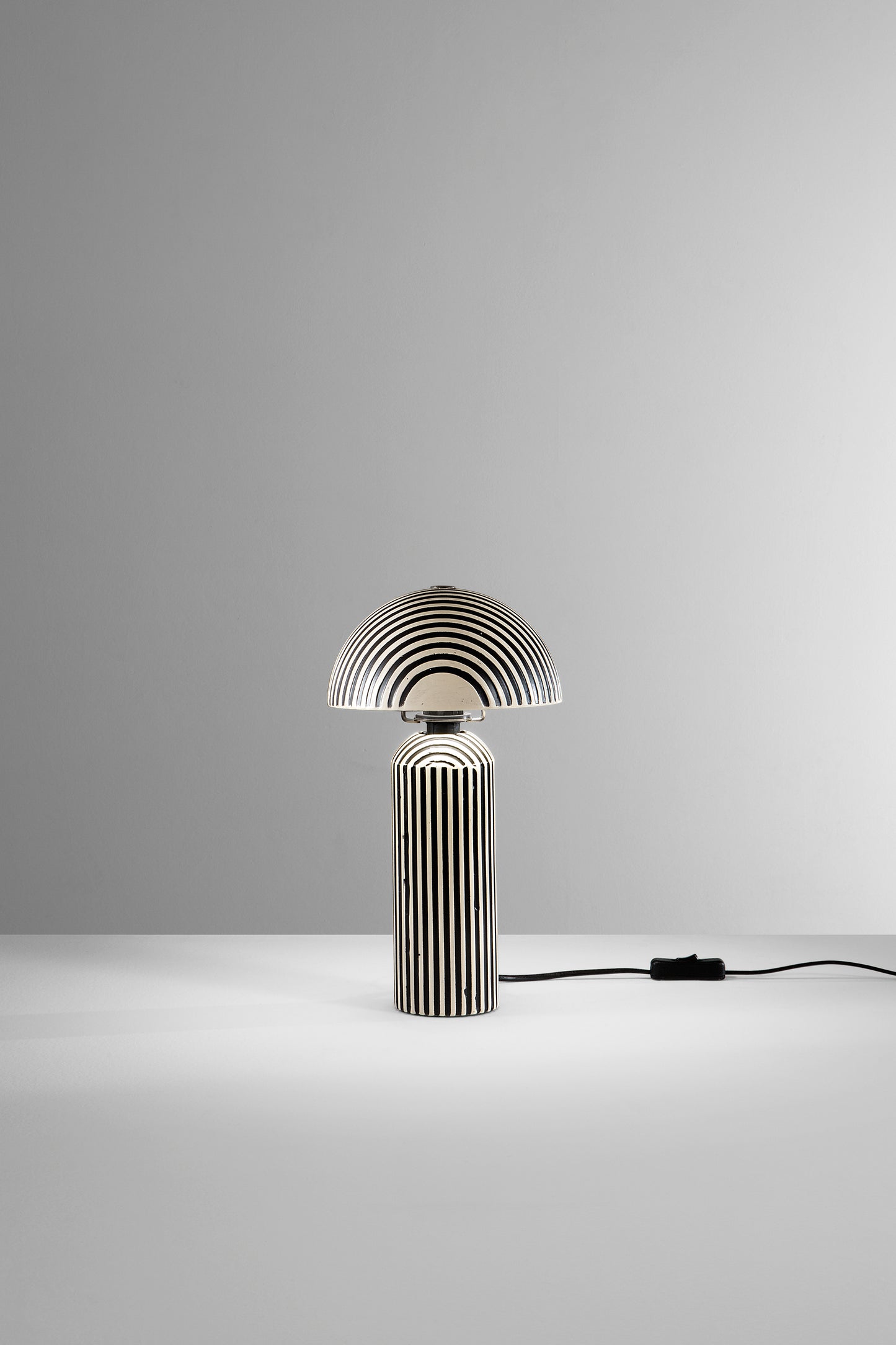 Lume TANZANIA in ceramica con decoro zebrato