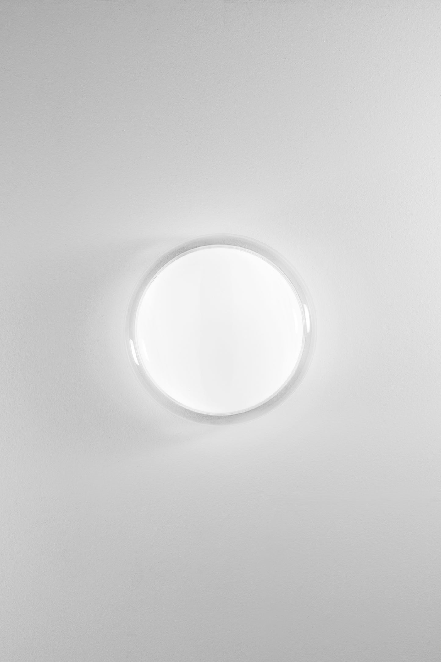 Plafoniera Venere in vetro con doppio diffusore, CCT, Ø 40cm.