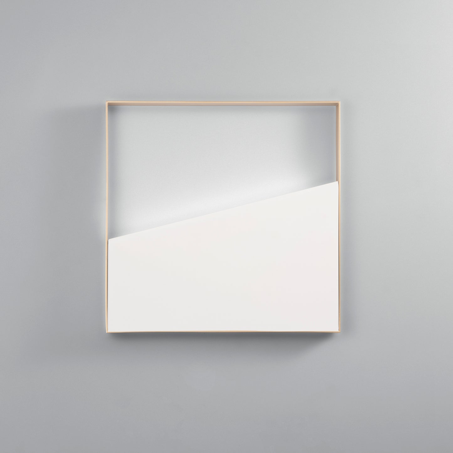 Plafoniera LED ALBA quadrata con struttura in metallo oro e bianco, CCT, 40cm.