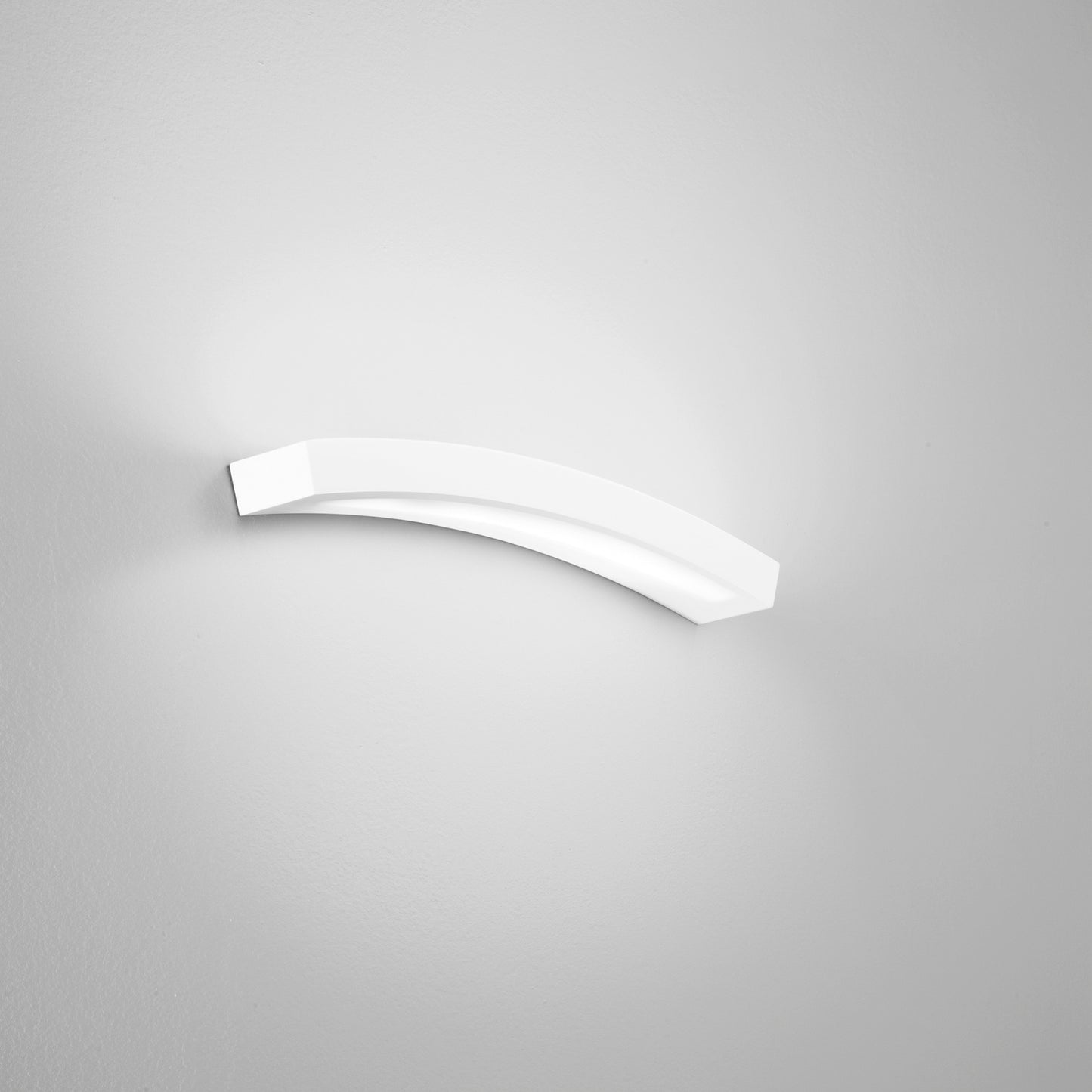 Applique LED ALOHA in gesso verniciabile, switcg luce calda e naturale, 55 cm.
