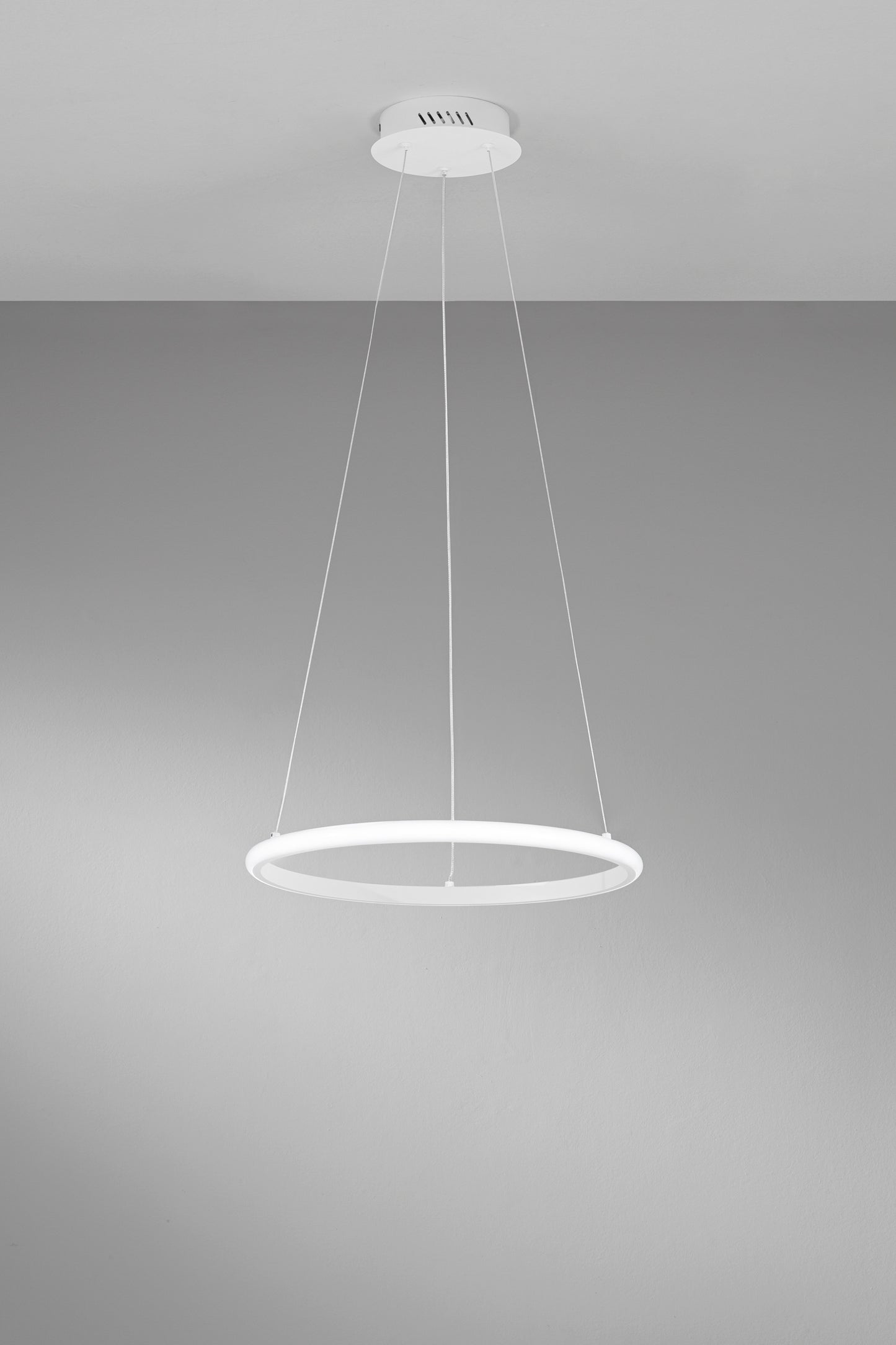 Sospensione LED Axis con diffusore nero singolo in silicone Ø 40cm. CCT