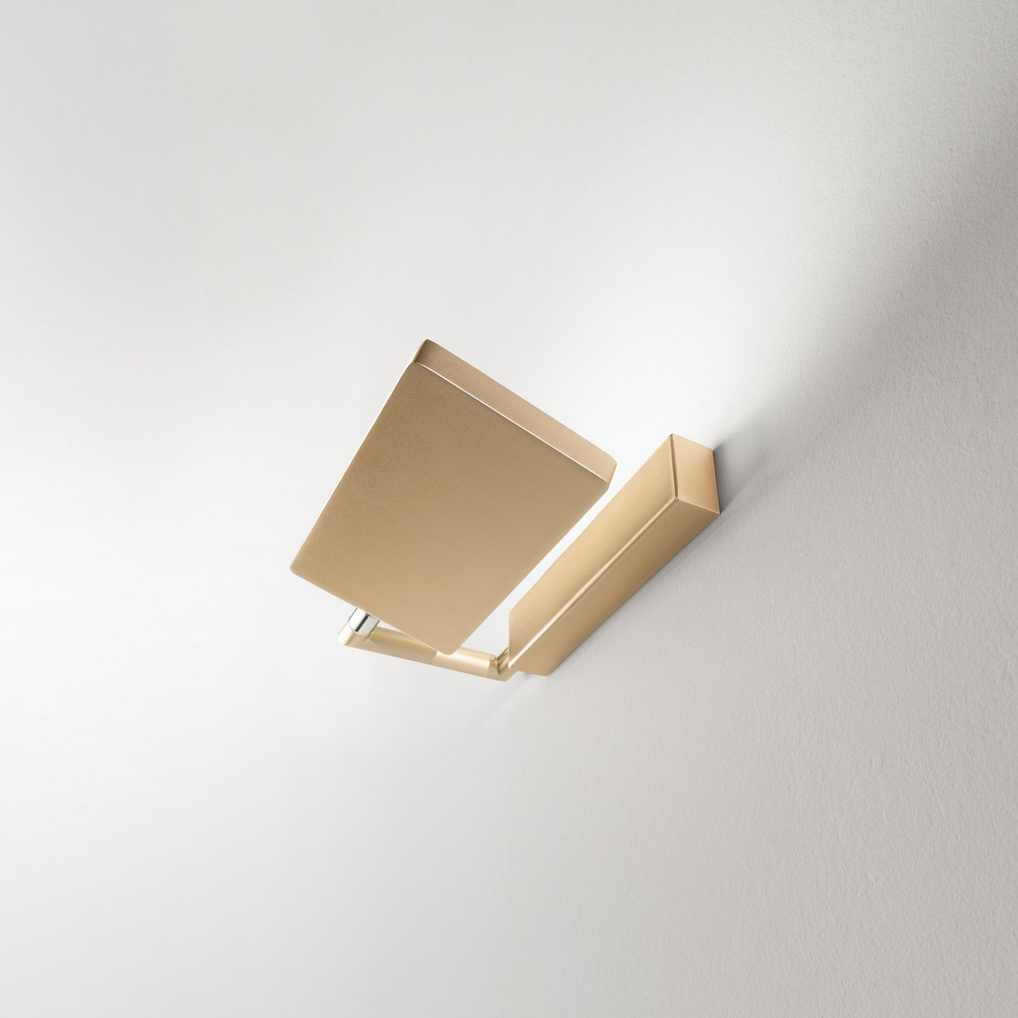 Applique LED BOOK in alluminio oro con diffusore orientabile
