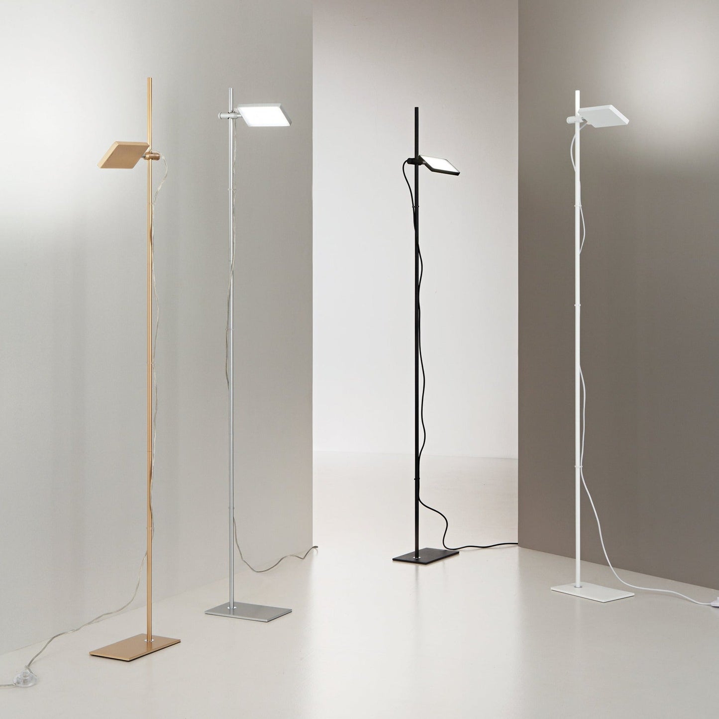 Piantana LED BOOK in alluminio nero con diffusore orientabile
