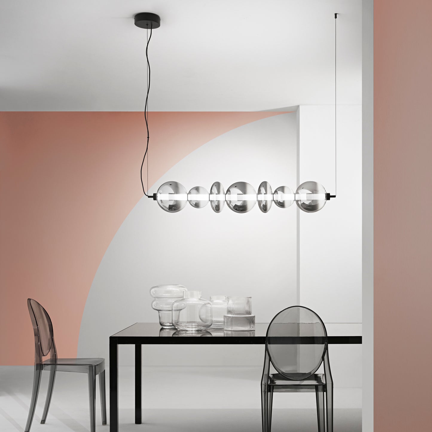 Sospensione LED KEMET in metallo nero con 7 vetri fumè 3000K (luce calda)