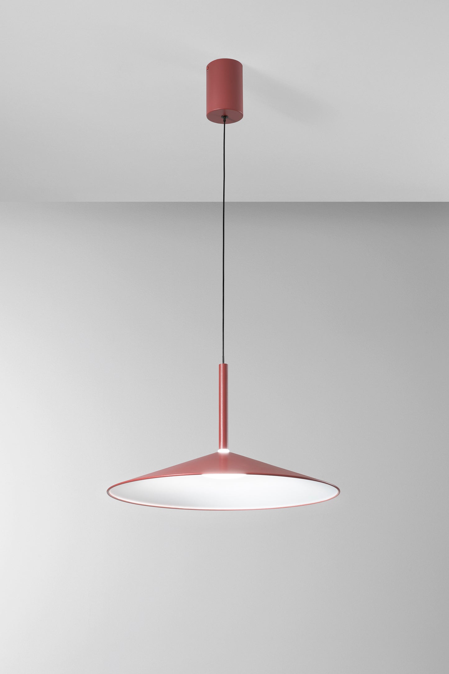 Sospensione KHAN in metallo rosso con interno bianco, CCT