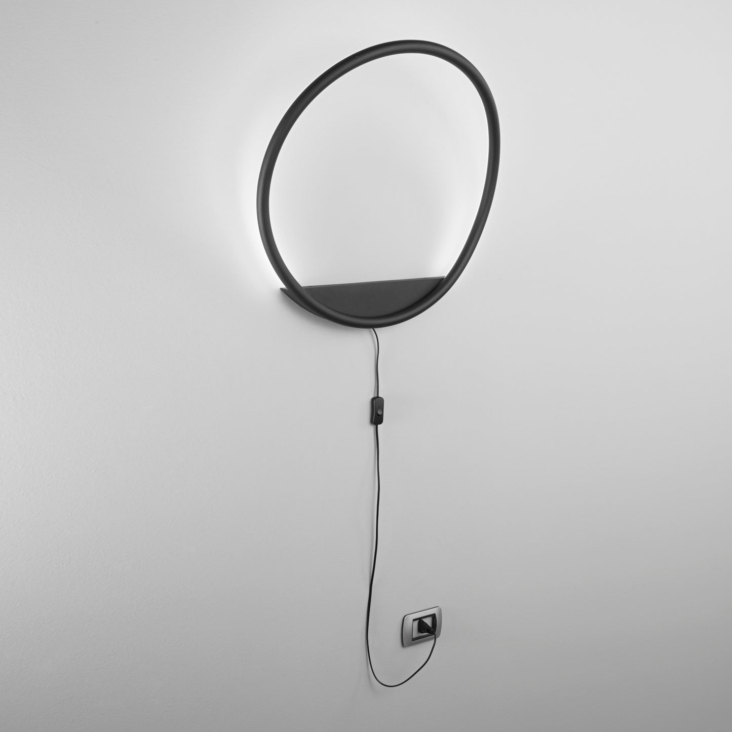 Applique LED LINGER in metallo nero, CCT, Ø 60cm.