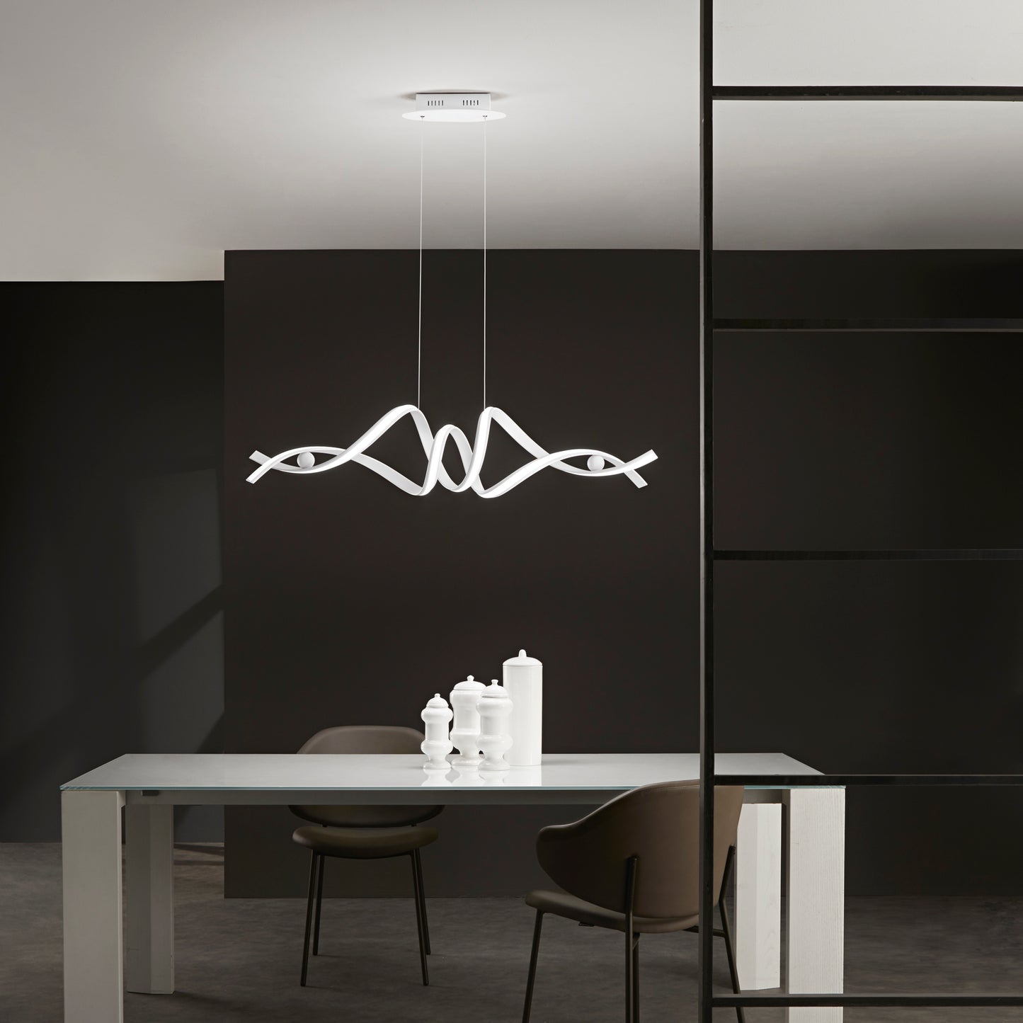 Sospensione LED MYSTRAL in alluminio bianco, diffusore in silicone CCT