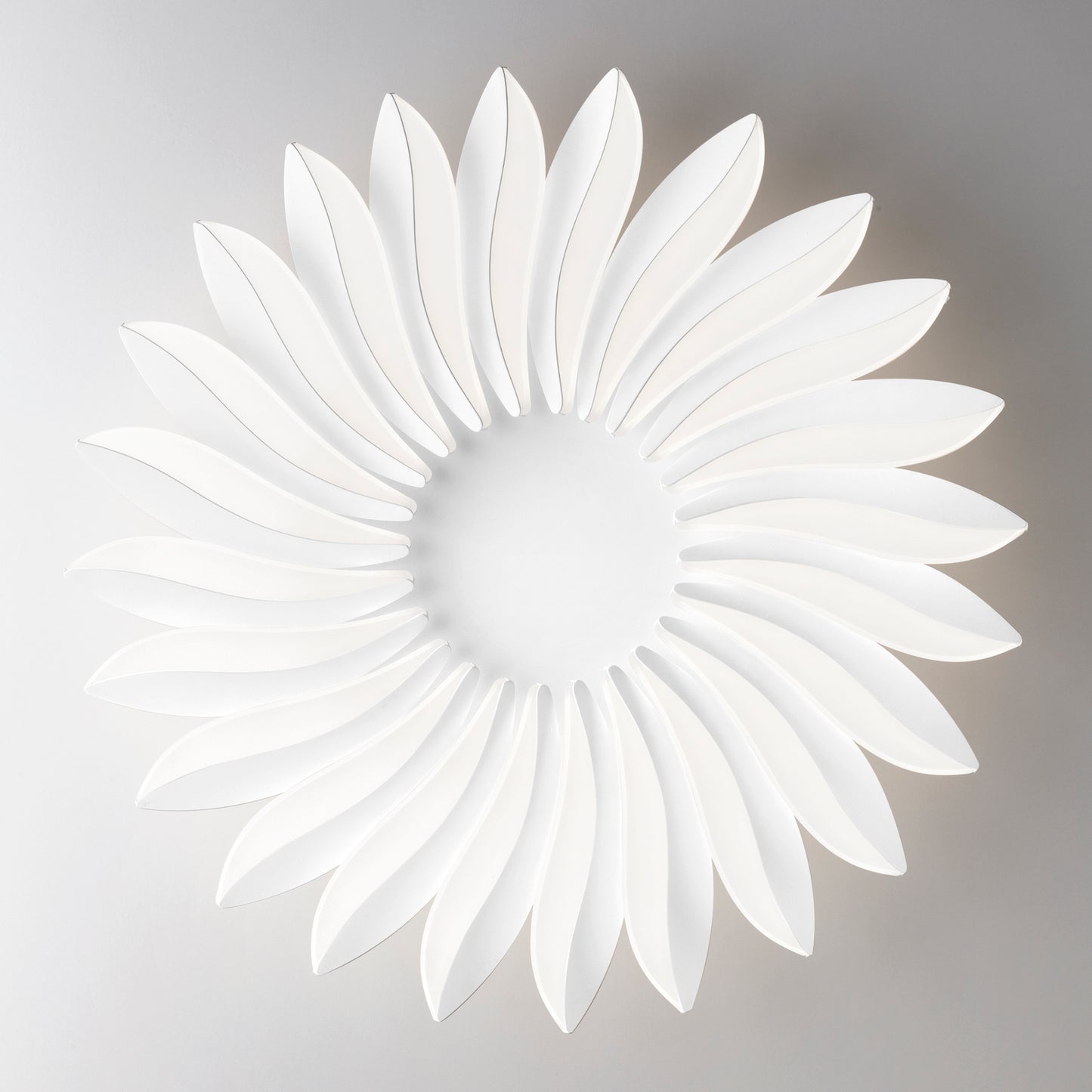 Plafoniera LED SUNRISE in alluminio bianco con dimmer 4000K (luce naturale) Ø 71,5 cm.