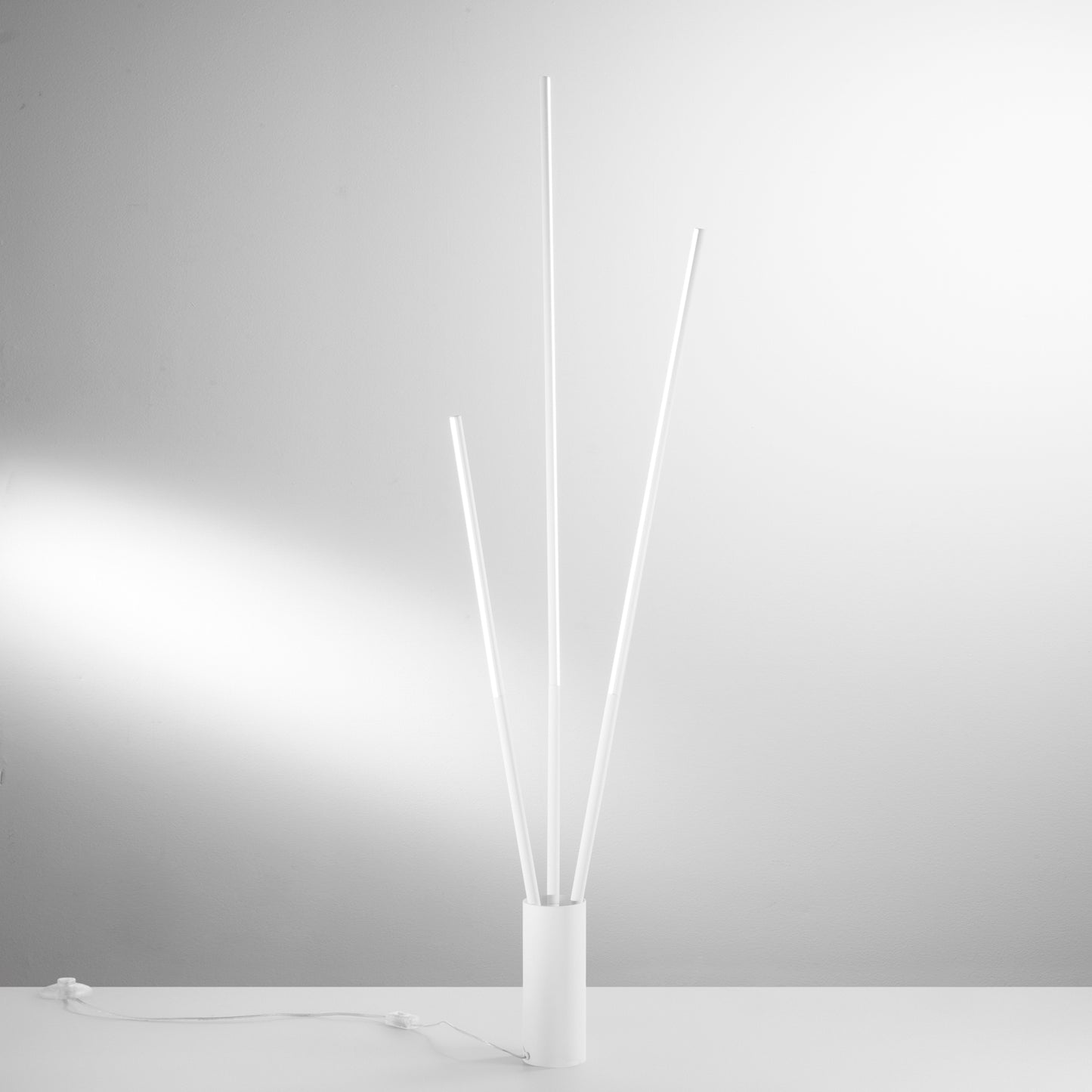Piantana LED WANDS in metallo bianco, CCT
