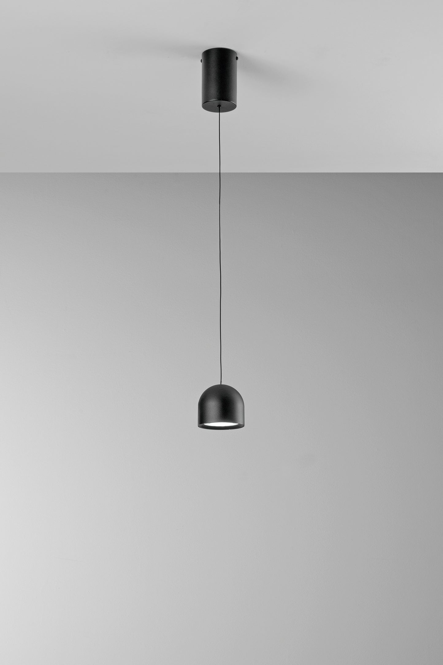 Sospensione LED Yoyo nera in metallo, 3000K (luce calda)