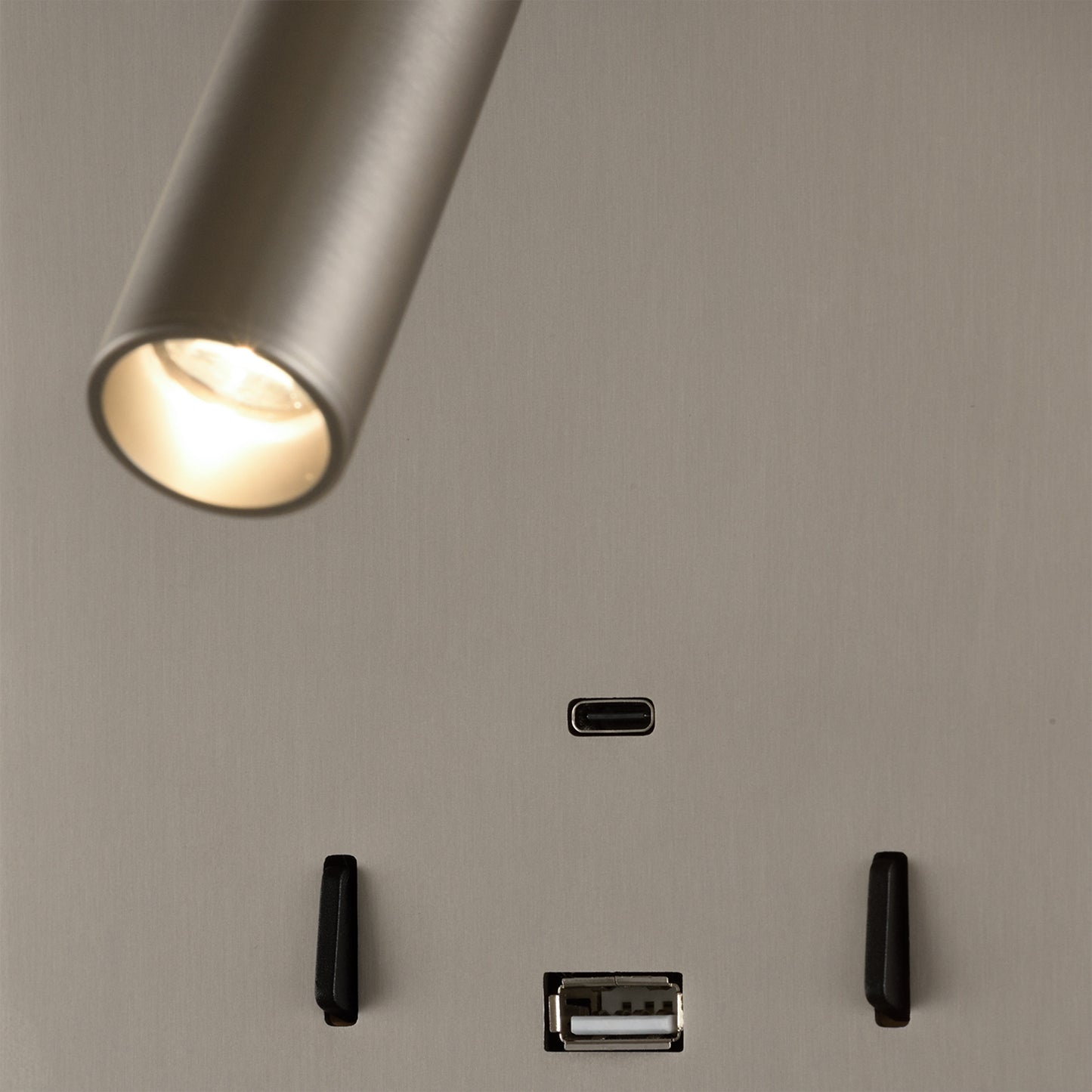 Manat Applique Nickel