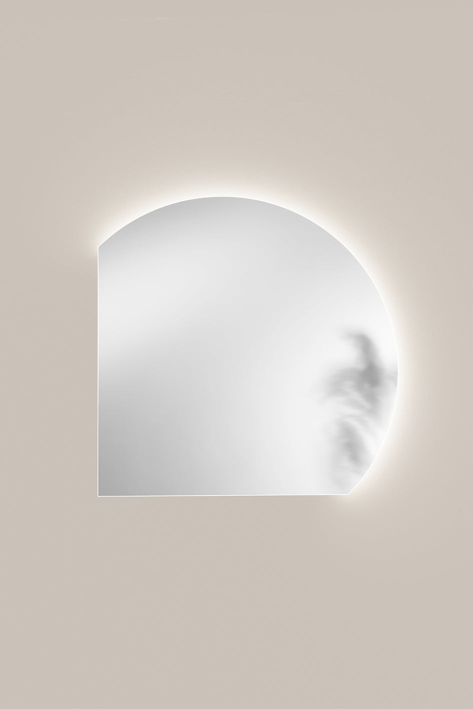 Specchio SUNSET con illuminazione a LED, tondo con doppio taglio a 90°, CCT 2 temperature, pellicola antideflagrante, 85 x 85 cm