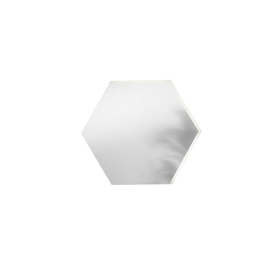 Specchio EXA esagonale con illuminazione a LED, bordo satinato, CCT 2 temperature, pellicola antideflagrante, 60 cm
