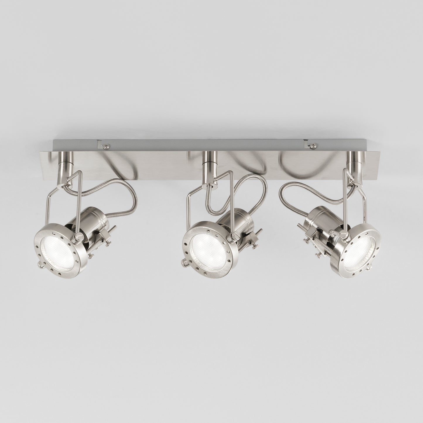 Spot TECHNO in metallo nichel con 3 punti luce orientabili e lampadina inclusa