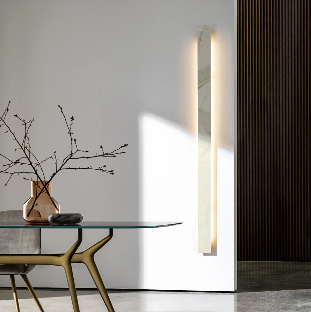 Laurel — Applique curva a LED