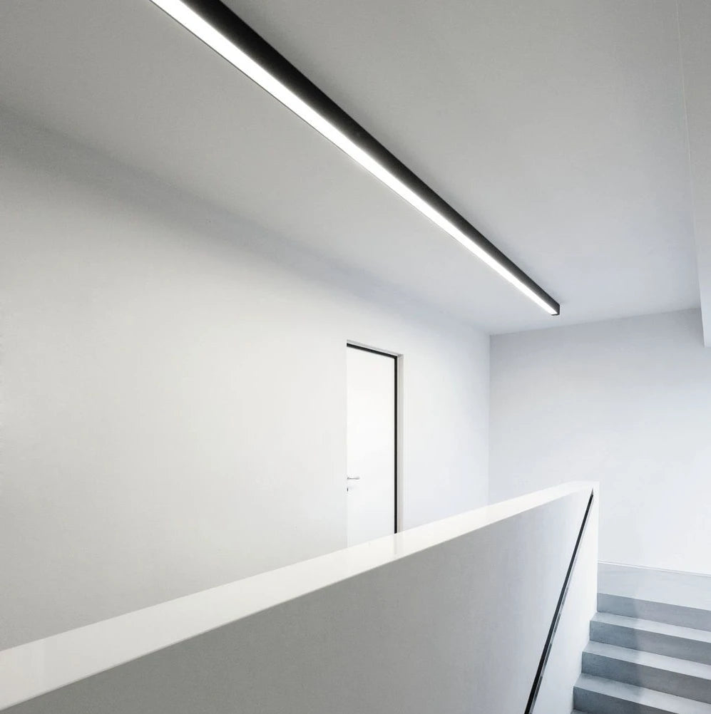 Infinity — Plafoniera lineare a LED