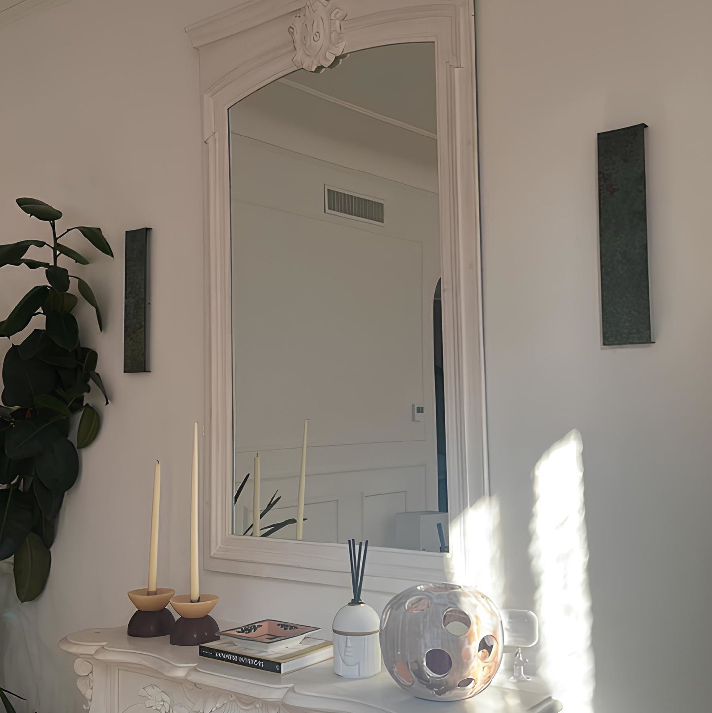 Laurel — Applique curva a LED